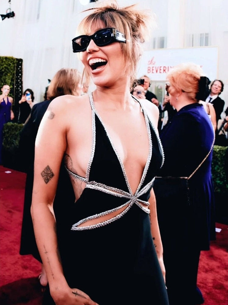 Miley Cyrus 8.5 x 11 Candid Color Photograph Art Print Photo Picture Collectibles:Photographic Images:Photographs Style Your Walls
